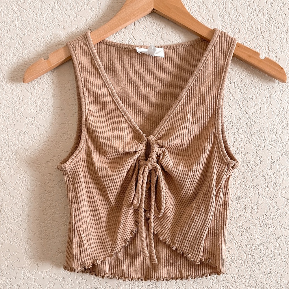 Live In The Moment Ribbed Keyhole Tank
